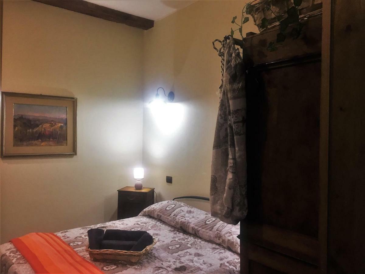 Lovely Apartments Barra Di Ferro Centro Storico Cuneo Exterior photo